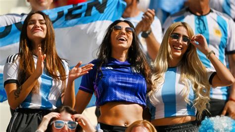 toples argentina|Topless Argentinian fan might go to Qatari jail after。